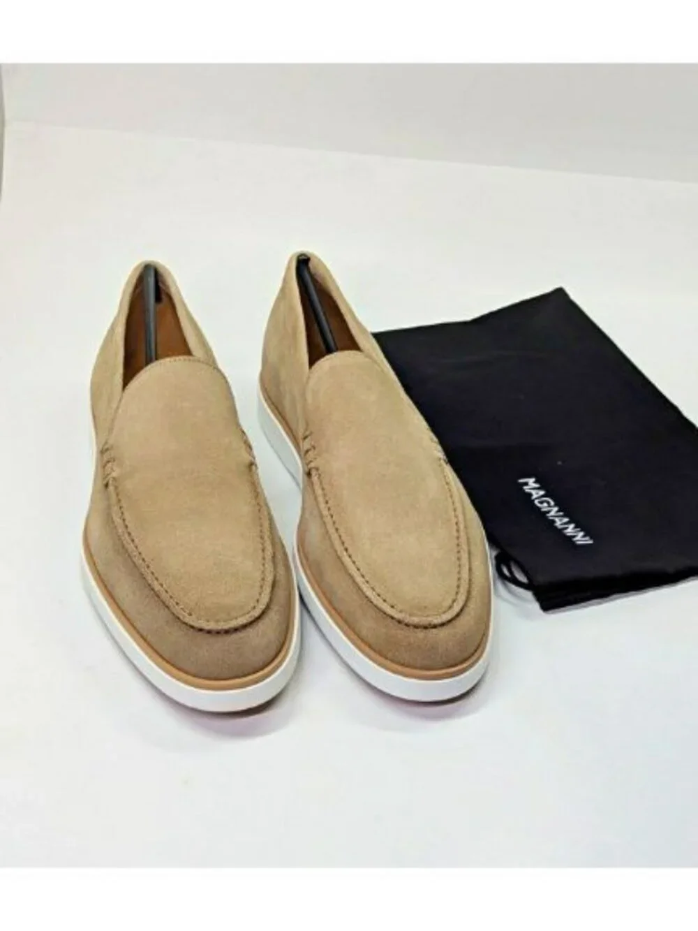 NWOB Magnanni Men's Lourenco Suede Sneaker Loafers Size 10 (MSRP $475)